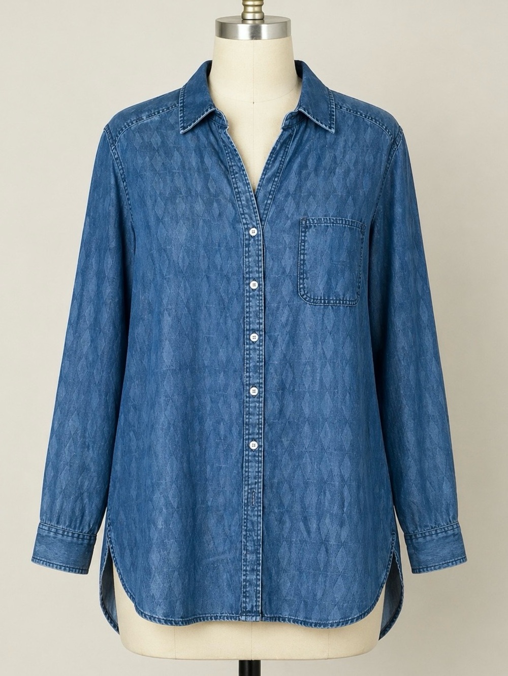 FOXCROFT Plus Size Chambray Button Up Shirt 22W Long Sleeve Tunic Geo Print FLAW